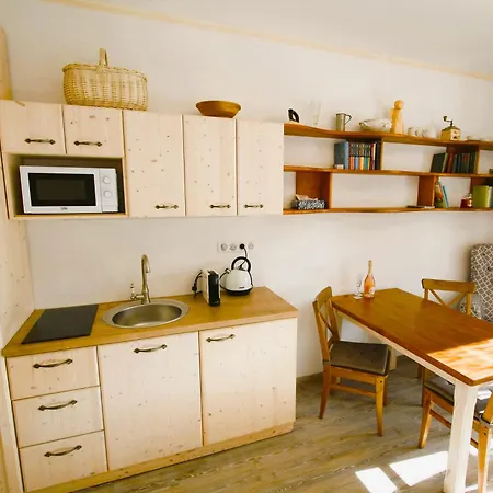 Zlaty V Soukromi Mala Skala Cesky Raj Koberovy